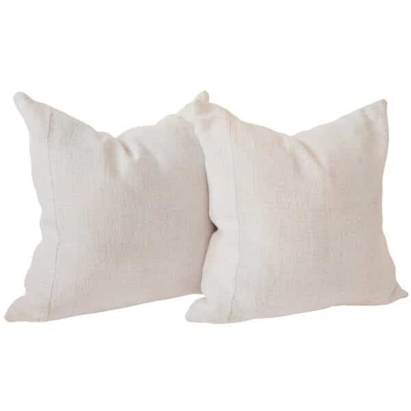 Homespun Pillow with Seam